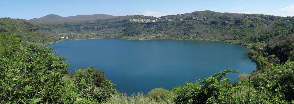 lago-di-nemi